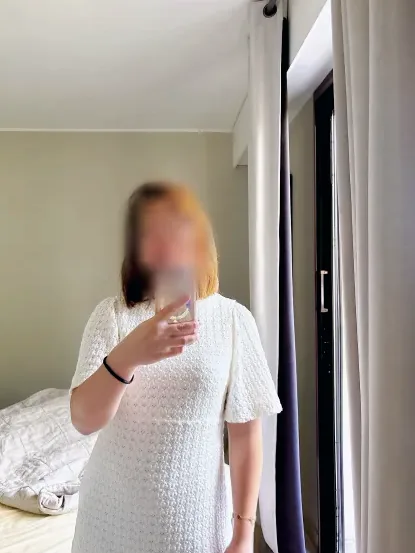 Ela, 30