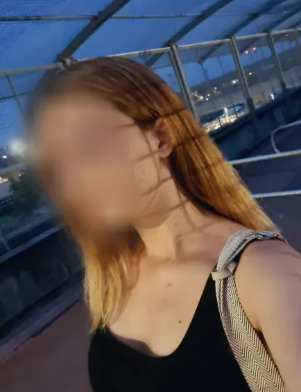 Fatma, 23