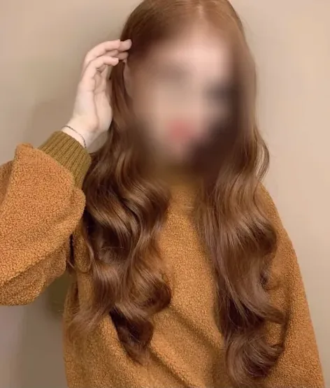 Michelle, 24