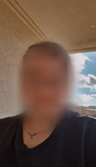 Nina, 24