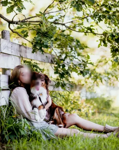 Nora, 19