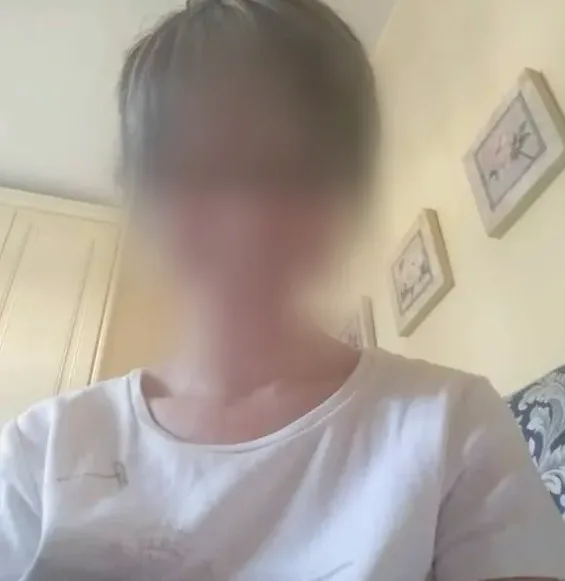 Selin, 34