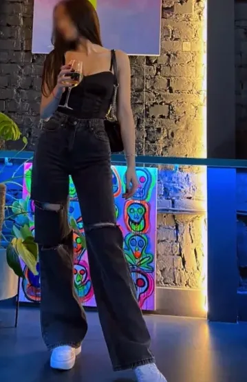 Sophia, 28