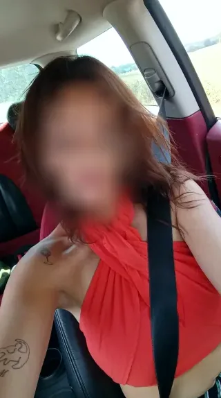 Stefanie, 32